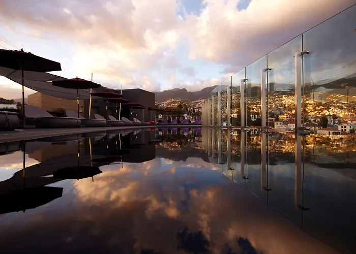 The Vine 5* Funchal (Madeira)