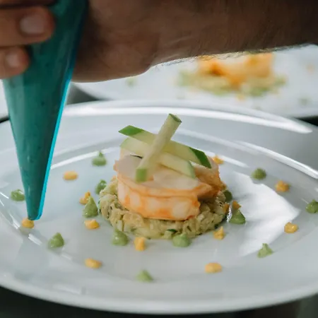 Отель The Vine Фуншал