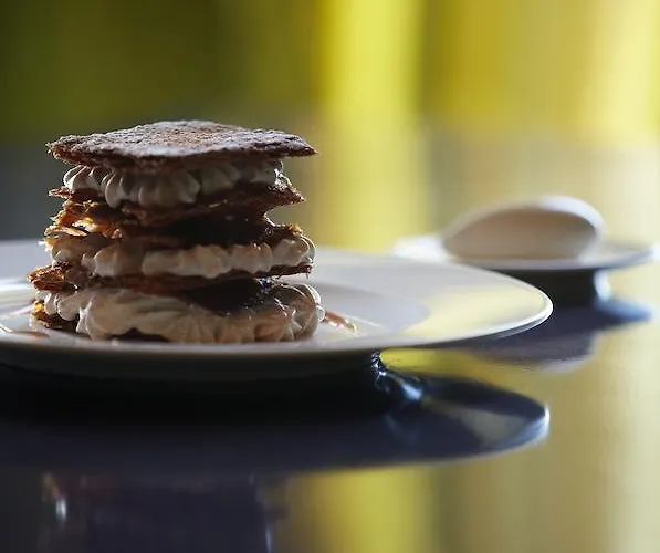 מלון The Vine 5*